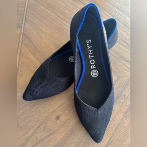 Rothy’s 7.5 Black Point